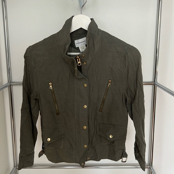 Lightweight jacket perfect for summer nights - Picture 1 of 7